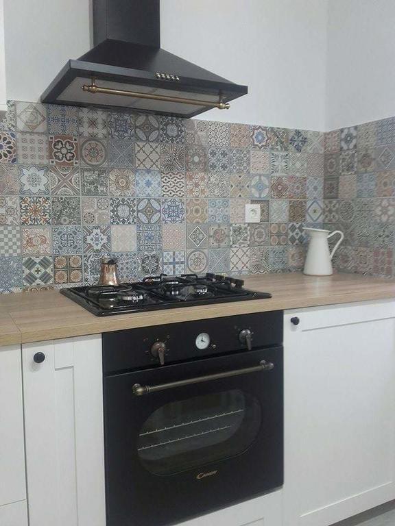 Lily Apartman *