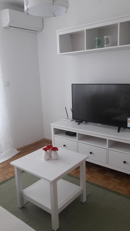 Lily Apartman